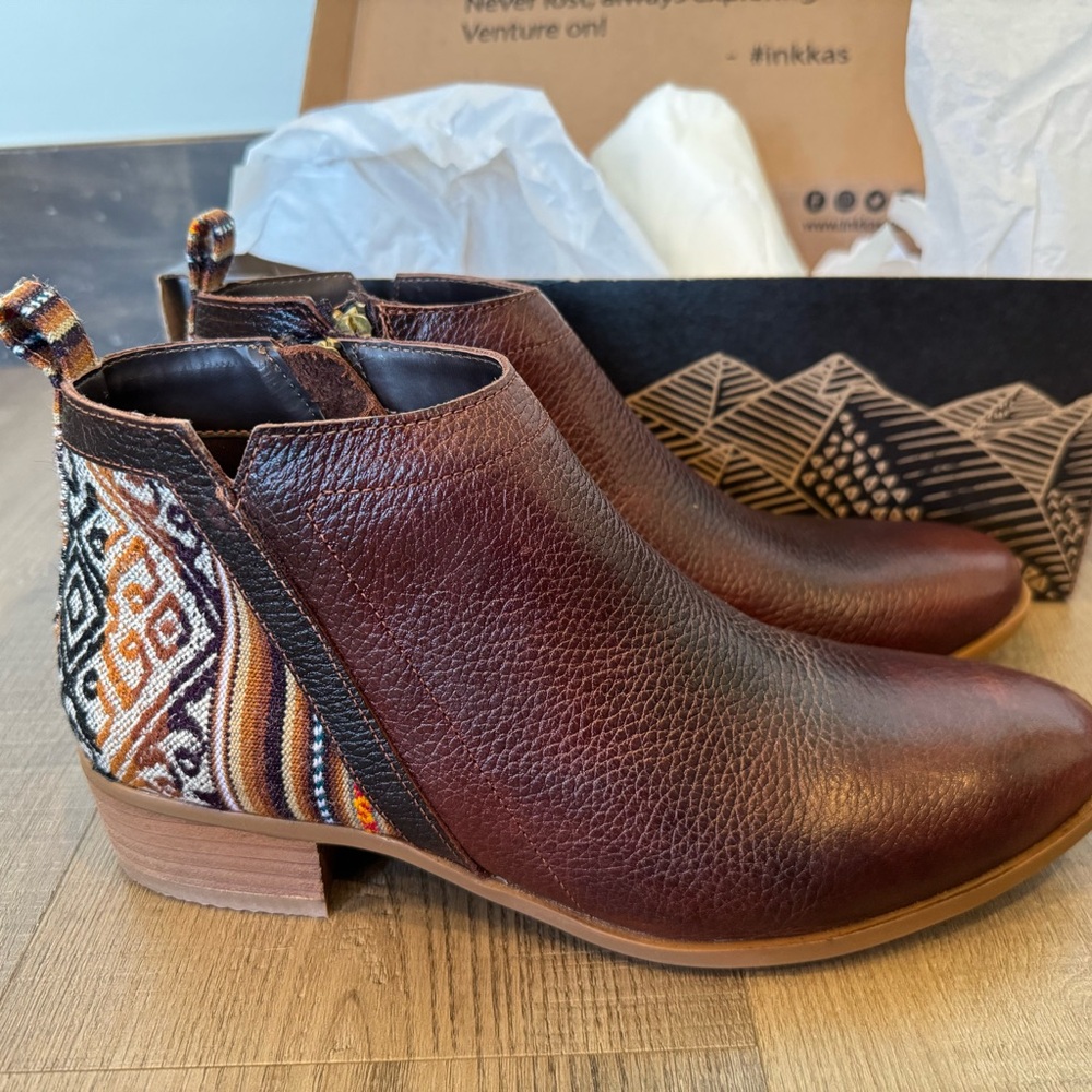 Inkkas Brown Ankle Boots with Distressed Leather and Minimalist Design
